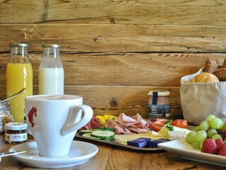 Alpdeluxe_fruehstueck_lounge_full_res-31