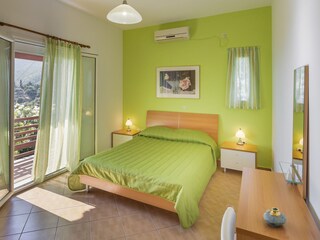 Villa Agia Paraskevi (Samos) Características 14