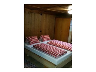 7be40f217298417ab049cb8dc22dff2d