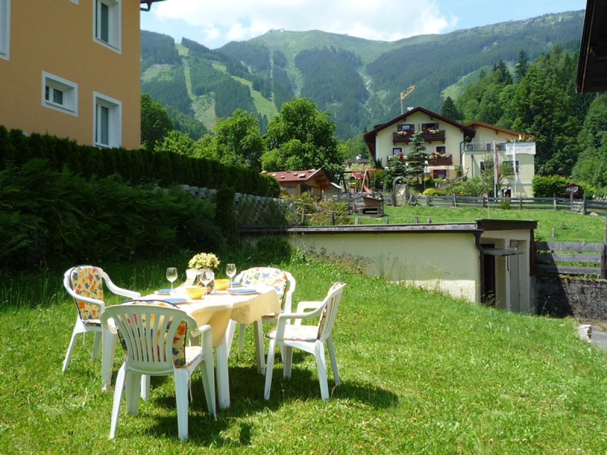 Ferienwohnung Haus Grünwald, Zell am See, Frau Bärbel Grünwald