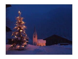 Winter vom Dorfplatz aus