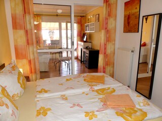 das Schlafzimmer 2 liegt gleich neben der Lounge