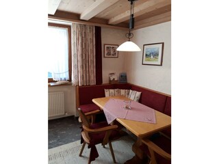 Essecke Himmelbett-Suite