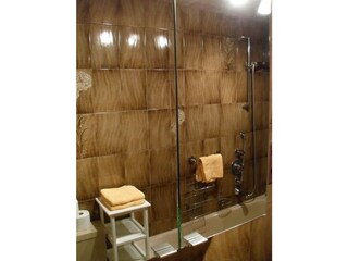 Bad/Himmelbett-Suite