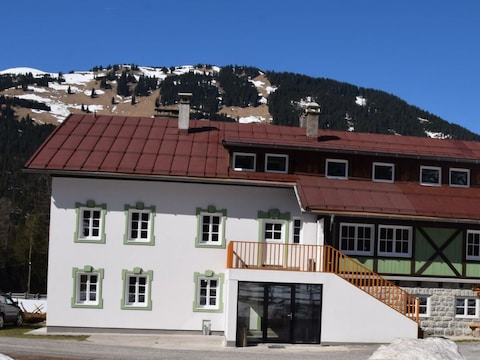 Apartment De Nussi,s Chalet 1