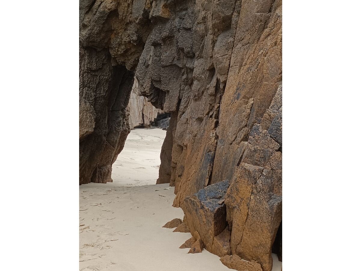 FELSEN AM STRAND