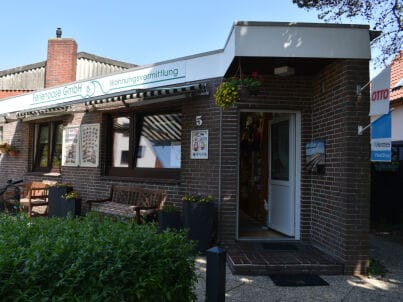 Firma ADN GmbH & CO Dienstleistungs KG - Frau Gundula von Papstein