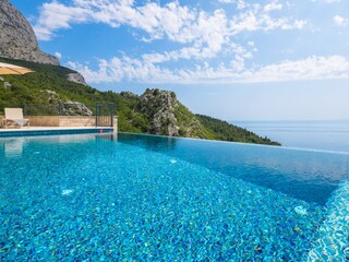 Villa Baška Voda Außenaufnahme 11