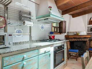 Villa Santa Maria del Camí Caratteristiche 36