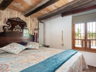 Villa Santa Maria del Camí Caratteristiche 38