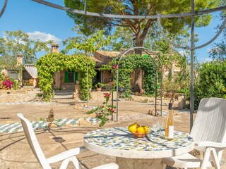 Villa Santa Maria del Camí Registrazione all'aperto 6