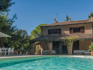 Villa Pesaro Buitenaudio-opname 16