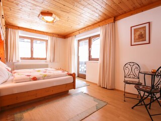 Schlafzimmer mit Balkon