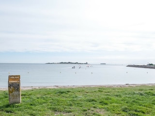 Apartment Saint-Vaast-la-Hougue Environment 31