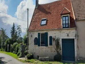 Holiday house Geraeumiges Ferienhaus mit Garten - Oisy - image1