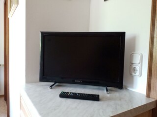 TV in allen Schlafräumen