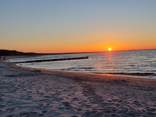 Sonnenuntergang am Strand von Glowe