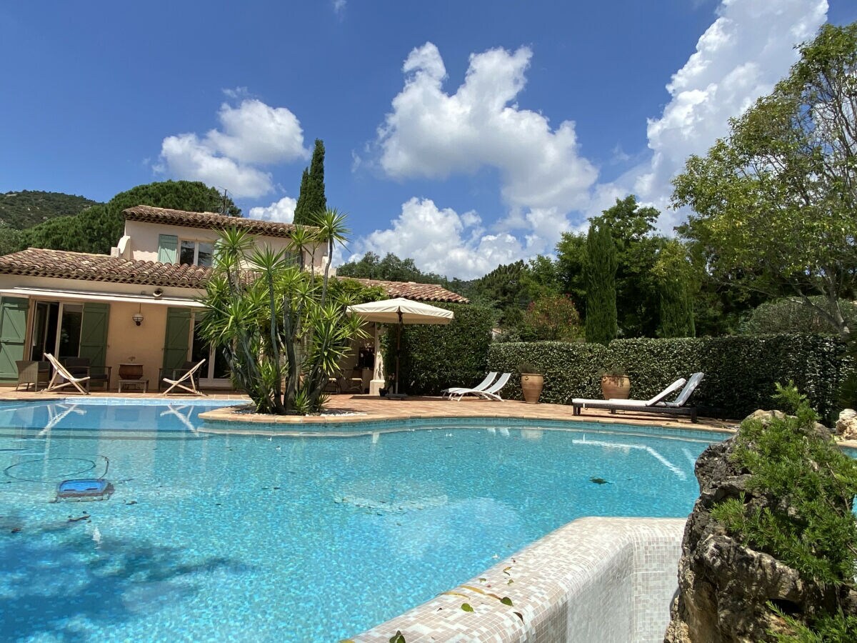 Casa de vacaciones Le Plan-de-la-Tour Grabación al aire libre 1