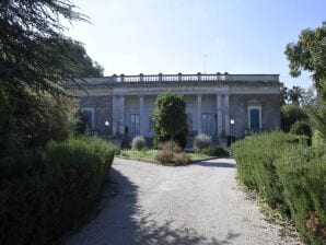 Villa Charmante Wohnung mit Garten - Novoli - image1