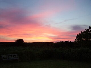 Sonnenuntergang hinter dem Haus