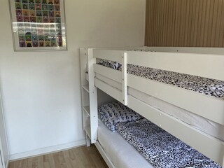 Holiday house Julianadorp Bedroom 17