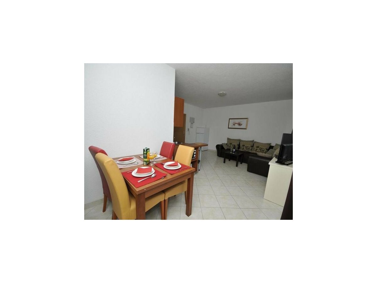 Apartment Okrug Gornji Features 1