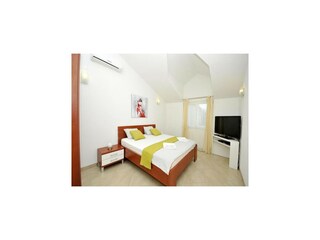 Apartment Okrug Gornji Ausstattung 14