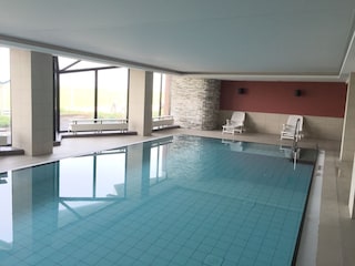 Schwimmbad im Haus