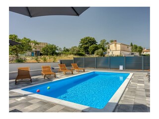 Ferienhaus Rovinjsko Selo Außenaufnahme 3