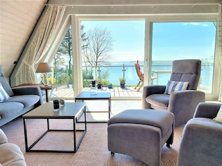 Wohnzimmer mit Panoramablick