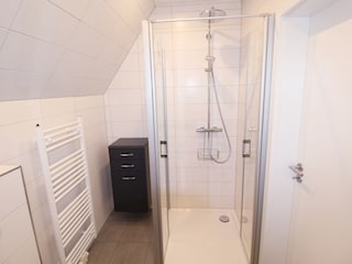 Bad mit Dusche