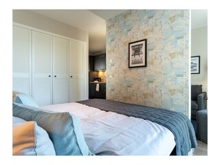 ... Doppelbett und ...