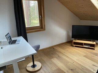 Arbeitsplatz im OG