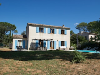 Villa Sillans-la-Cascade Environment 32