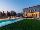 Villa Porec Buitenaudio-opname 1