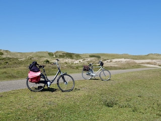 Fahrradfahren durch die Dünen