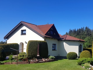 Ferienhaus im Sommer