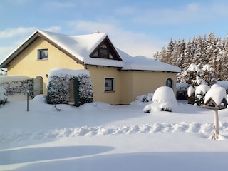 Ferienhaus im Winter