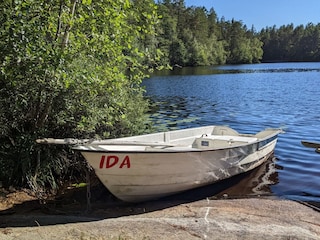 das hauseigene Ruderboot
