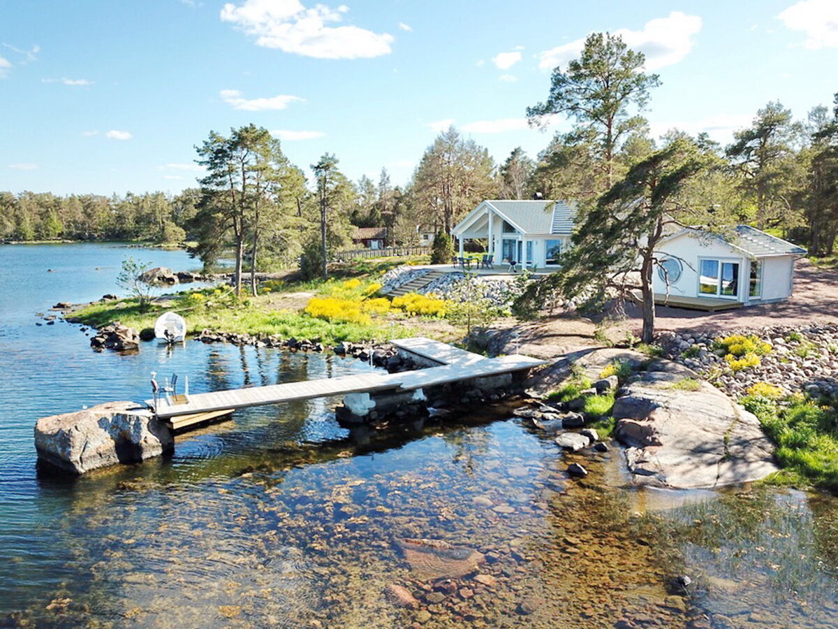 Villa Vånevik" - Traumlage, direkt an der Ostsee!