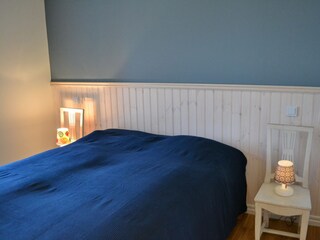 Schlafzimmer 1 mit Doppelbett