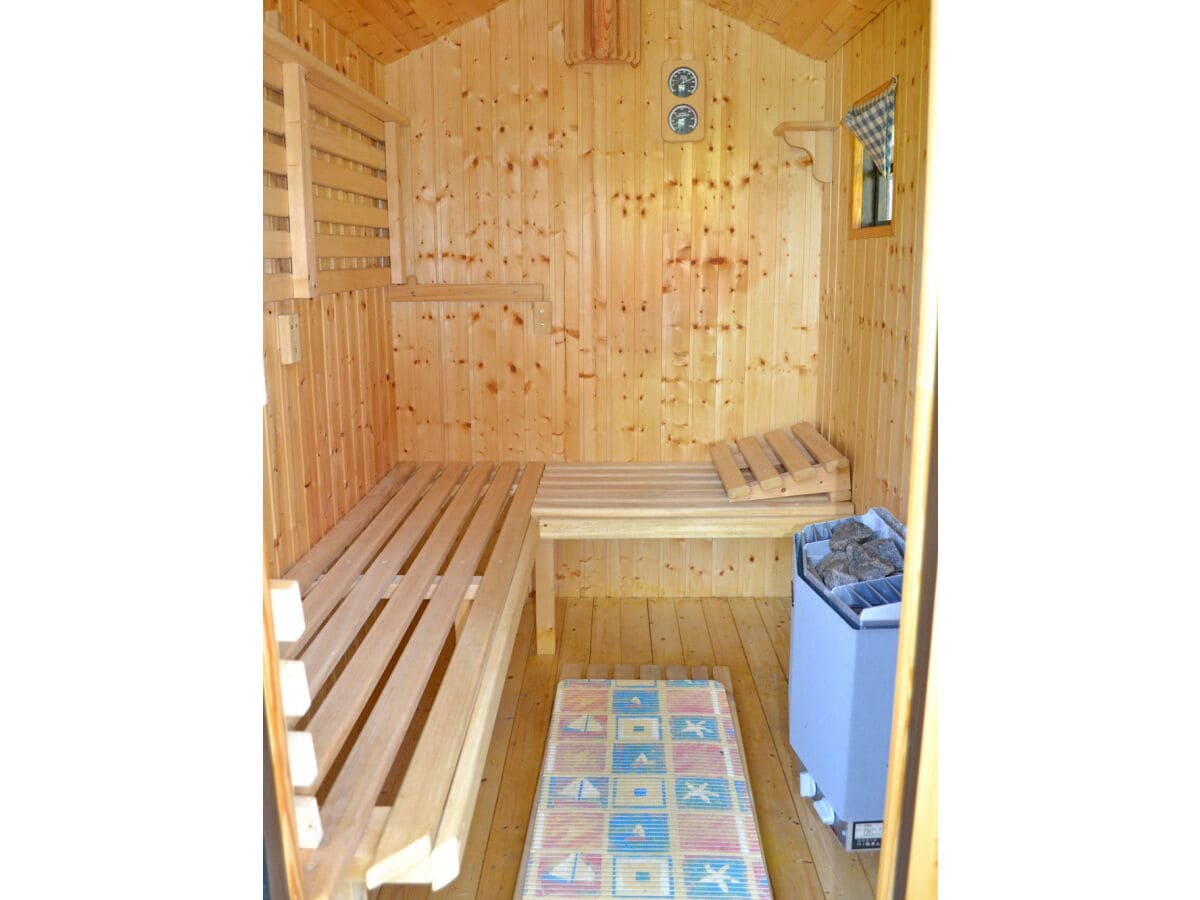 Sauna im separaten, eigenen Saunahäuschen