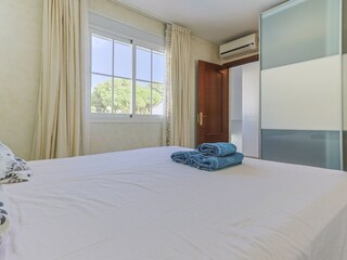 Villa La Mairena Features 33