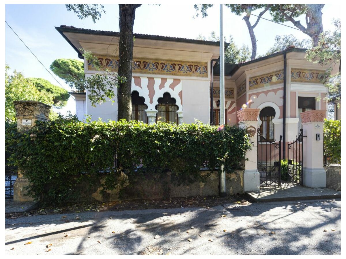 Villa Camaiore Buitenaudio-opname 1