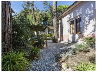 Villa Camaiore Outdoor Recording 2