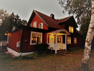 Villa Anno 1898 at night