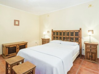 Holiday park Herrera de Alcántara Features 16