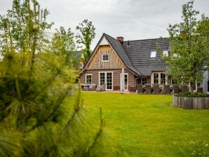 Parc de vacances Belle maison avec cheminée décorative, en pleine nature - Lémélé - image1