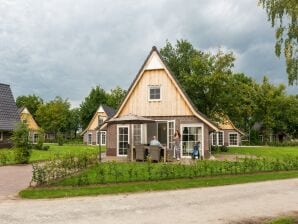 Holiday park Holiday home with whirlpool