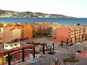 Ferienpark Gemütliche Ferienwohnung mit Swimmingpool in Empuriabrava - Empuriabrava - image1